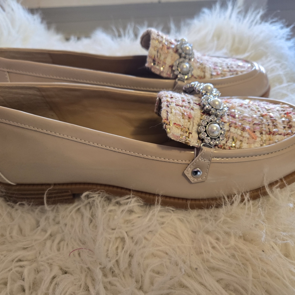Copper Key Cream Loafers with Pearl Accents